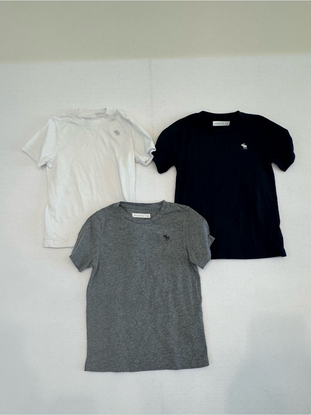 abercrombie kids White, Navy & Heather Gray 3-Pack Crew Tees
